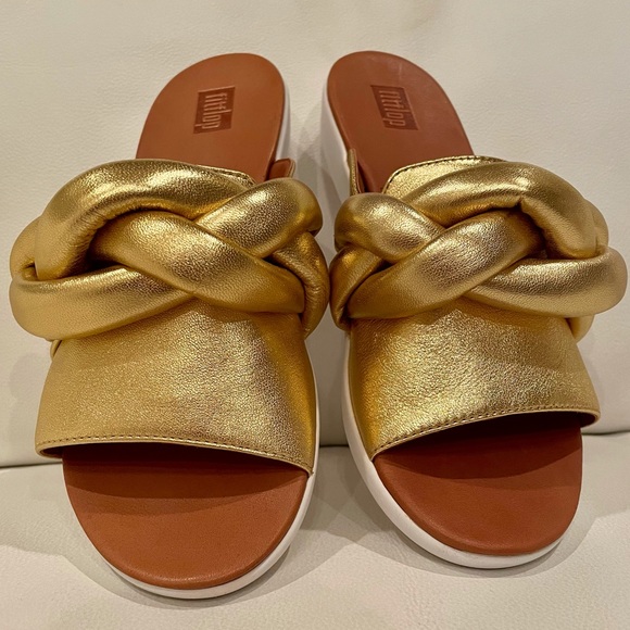 Fitflop Shoes - NWT FitFlop gold REAL leather Artisan FITFLOP braid front knot slides podiatric